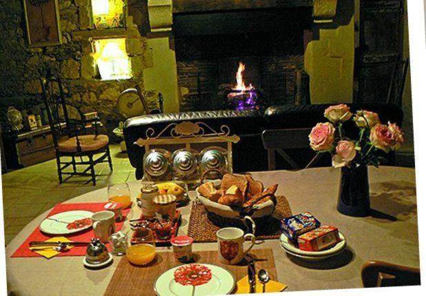 Bed and Breakfast La Malcotais Noyal-Chatillon-sur-Seich Exterior foto