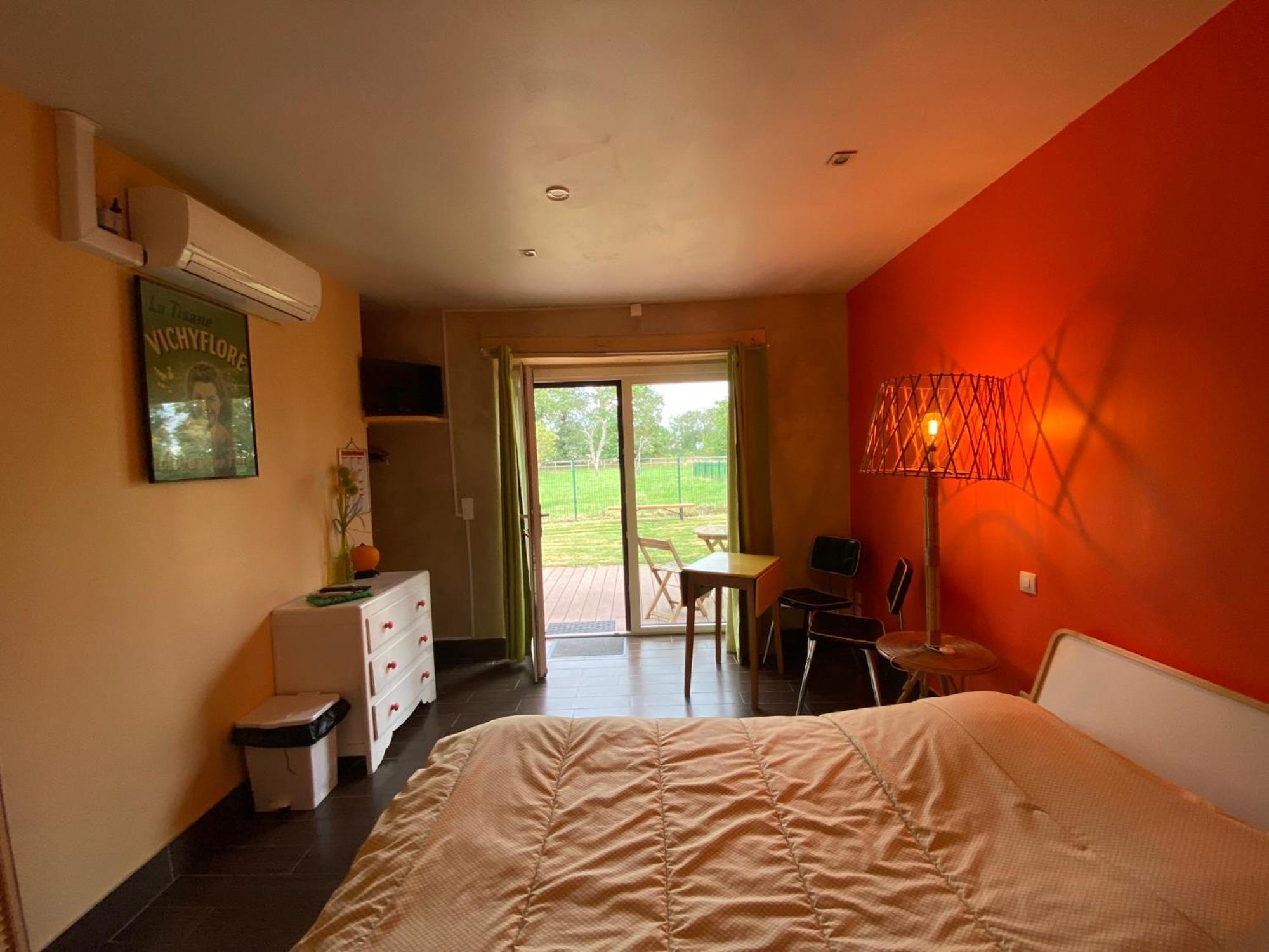 Bed and Breakfast La Malcotais Noyal-Chatillon-sur-Seich Exterior foto